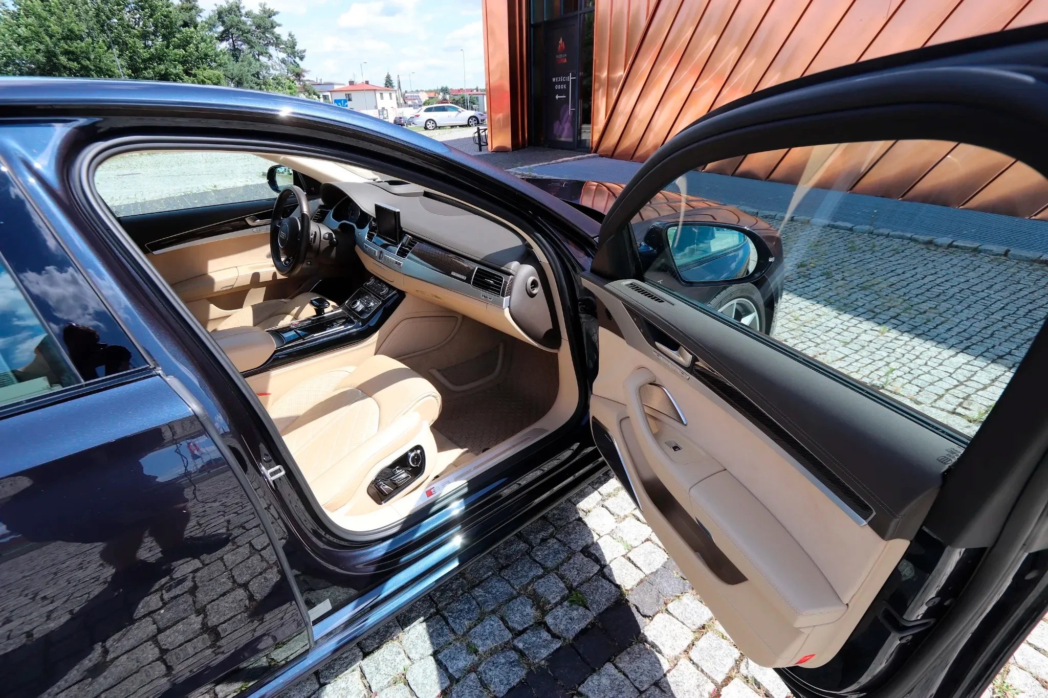 Аренда Audi S8